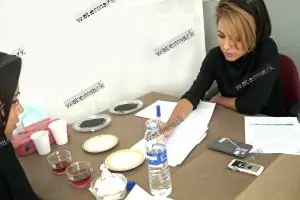 تصویر-مصاحبه-تلفنی-CATI